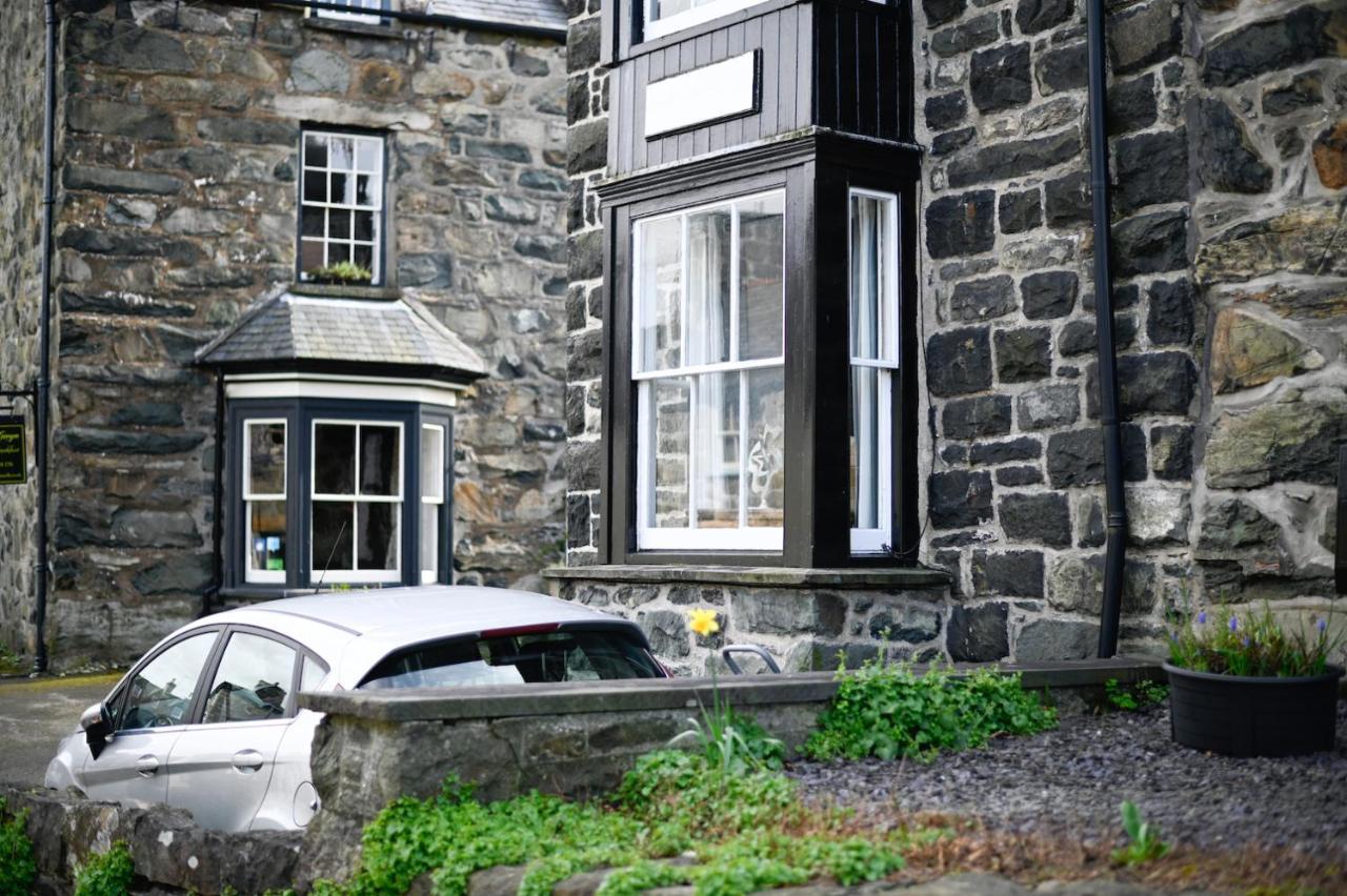 Cottage In Heart Of Dolgellau With Parking ドルゲラウ エクステリア 写真